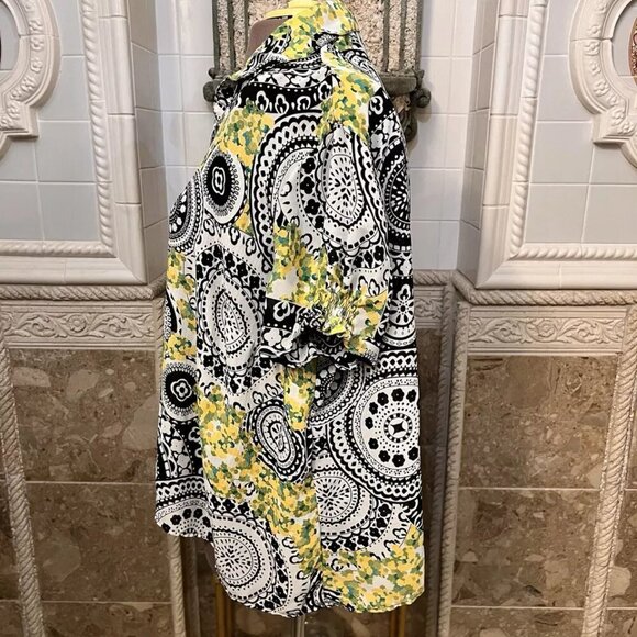 Dressbarn. Sz 1X. $45 Bust 60" Silky Short Sleeve Shirt. Chiffon. B93 - Picture 4 of 6